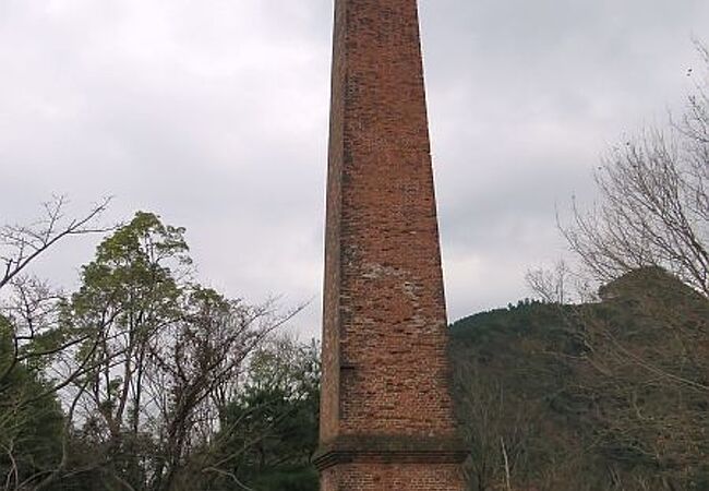 イギリス積の煉瓦煙突