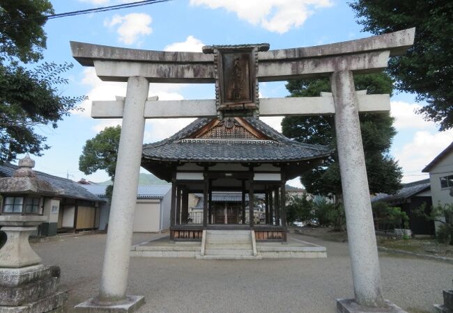 地域の鎮守様です