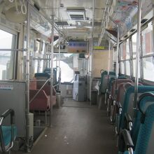 バス車内の様子の一例