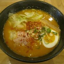 辛みそラーメンの様子