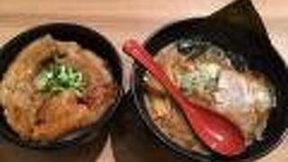 豚丼と濃厚味噌ラーメンの黄金セット