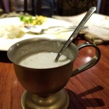 デザートはココナッツミルクでした