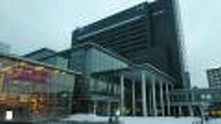 地元の人たちの休憩スポット