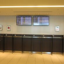 羽田空港国内線ANAラウンジ (本館北)