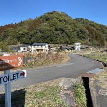 龍門滝温泉の少し先にある駐車場