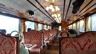 豪華なインテリア