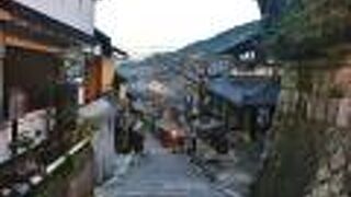 京都ならではの風情ある町並み　