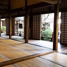 宸殿の座敷が美しい