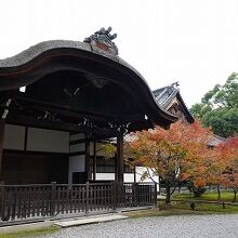 宸殿の玄関（今ははいれません）