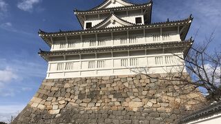 広島県の城跡巡り：福山城跡、駅前に伏見櫓が