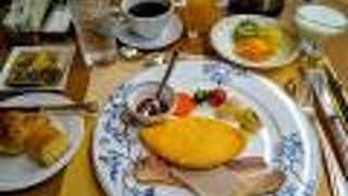 宿泊した「ANAクラウンプラザ 京都」１階の『コージー』で朝食