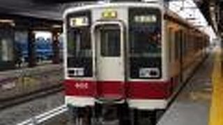 秘境を走る電車