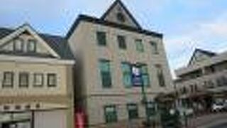 美瑛駅前の観光案内所