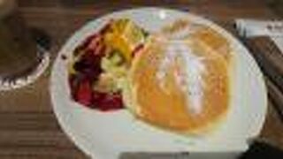 トヨタ中古車屋さんと同じ敷地にあります