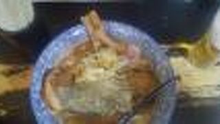 濃厚すぎる豚骨魚介の超人気店