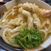 コシがないうどん。ごぼう天も美味しかった☆