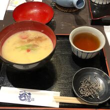 白味噌雑煮700円！