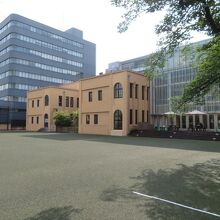 元小学校です