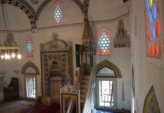 イスラム建築　モスクの修復　ボスニア・ヘルツェゴビナ イスラム建築 モスクの修復 ボスニア・ヘルツェゴビナ