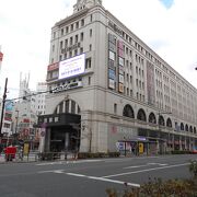 東武スカイツリーライン線浅草駅に直結の駅ビル