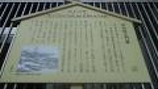 かつては両国橋から見て真正面にありました