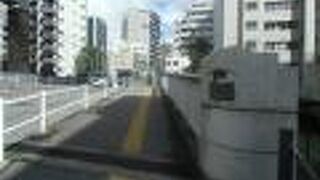 赤穂浪士が泉岳寺へ向かう途中、最初に渡った橋