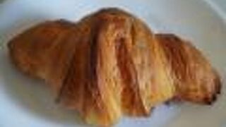 微妙な線をついたクロワッサンかな