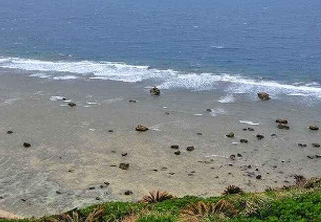 1キロにわたる海岸線