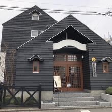 教会のような本堂