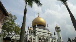シンガポール最大で最古のイスラム教寺院