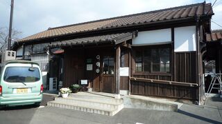 素人のようなパン工房？　～　モンファボリ