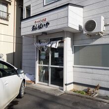 小さな店舗なので、見落としにご注意を。