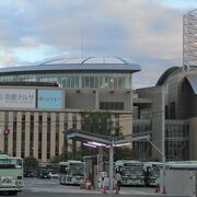 バスの便が良くて、地下鉄の九条駅から近くて便利