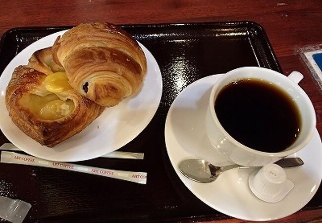 さよなら貿ビル、さよならマロンド