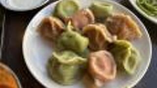 空芯菜炒めと水餃子を紹興酒で！