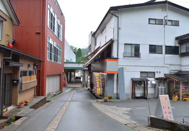 肘折温泉朝市