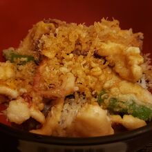 びっくり！いか天丼、アップで。かなり、うまい！