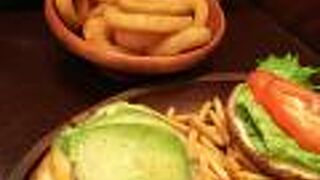 アメリカンなハンバーガーもご馳走