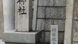 御堂筋沿いにあります。