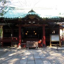 味のある良い建物でした