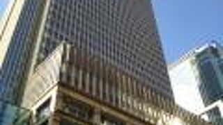 ビジネスマンの胃袋を満たしてくれるバラエティ豊かなレストラン