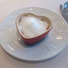 スペシャリテ「フォアグラの茶碗蒸し」は＋500円の価値あり