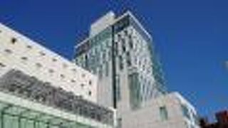 豊橋駅前の結構な規模の複合施設