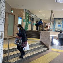 三ノ宮駅西口からアクセスが良い