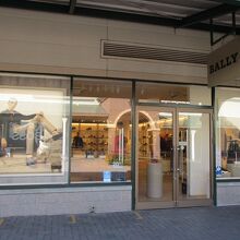 アウトレットでお買い得