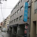 商店街にほど近い