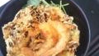 東京・大門の老舗蕎麦店のミニ天丼