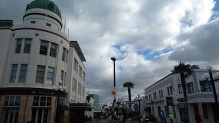 アールデコ ウォーク