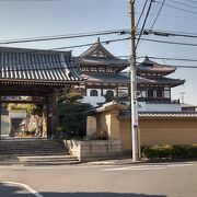 今は住宅地の中