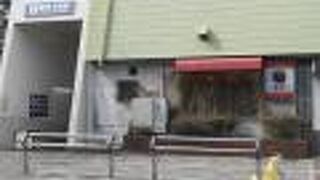 阪急吹田駅の近くにある昔風の喫茶店